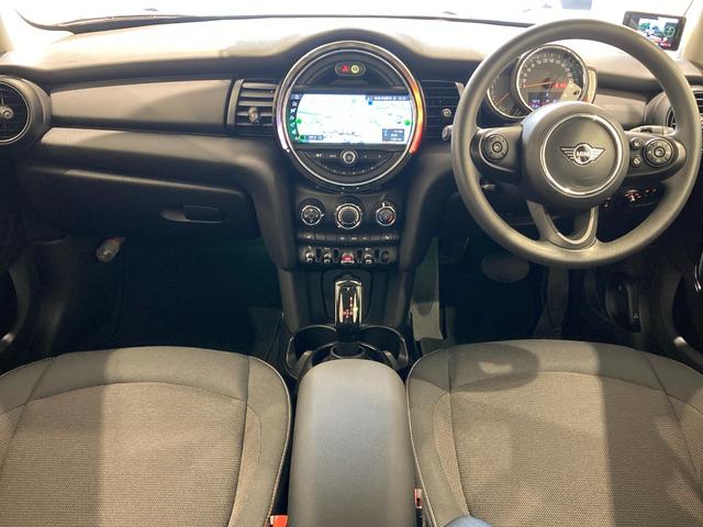 MINI ワン シートヒーター! 純正ナビ バックカメラ コーナーセンサー パーキングアシスト インテリジェントセーフティ ETC 前後ドライブレコーダー 衝突警告 LED ユニオンジャックテールライト スマートキー(3枚目)