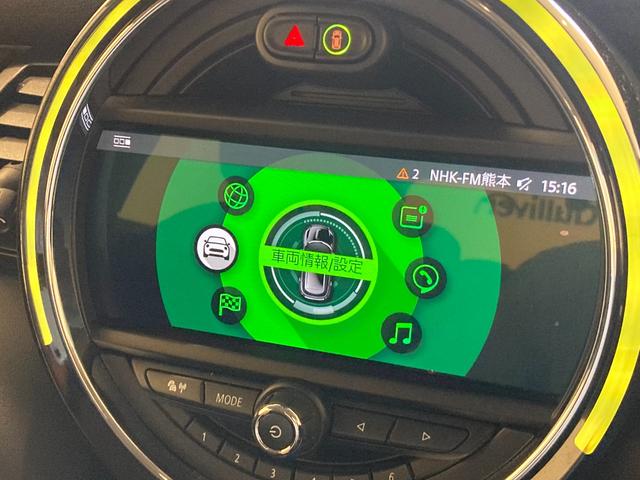 MINI ワン シートヒーター! 純正ナビ バックカメラ コーナーセンサー パーキングアシスト インテリジェントセーフティ ETC 前後ドライブレコーダー 衝突警告 LED ユニオンジャックテールライト スマートキー(19枚目)