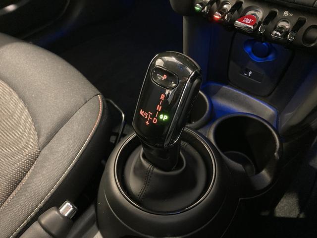 MINI ワン シートヒーター! 純正ナビ バックカメラ コーナーセンサー パーキングアシスト インテリジェントセーフティ ETC 前後ドライブレコーダー 衝突警告 LED ユニオンジャックテールライト スマートキー(33枚目)
