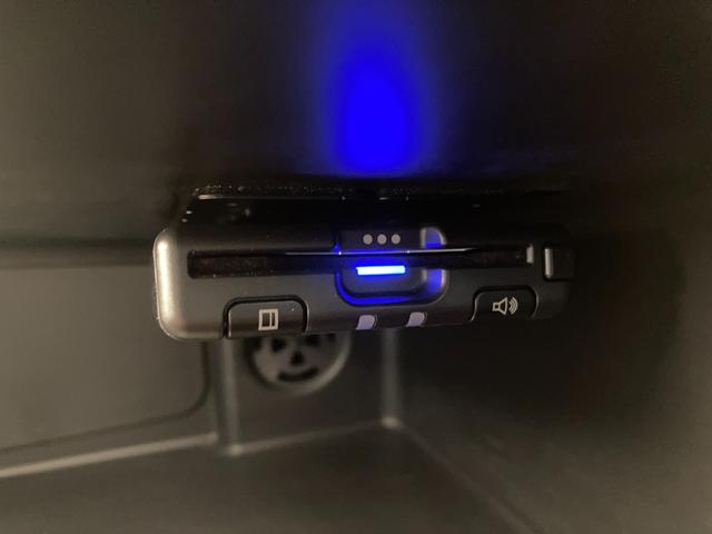 MINI ワン シートヒーター! 純正ナビ バックカメラ コーナーセンサー パーキングアシスト インテリジェントセーフティ ETC 前後ドライブレコーダー 衝突警告 LED ユニオンジャックテールライト スマートキー(37枚目)