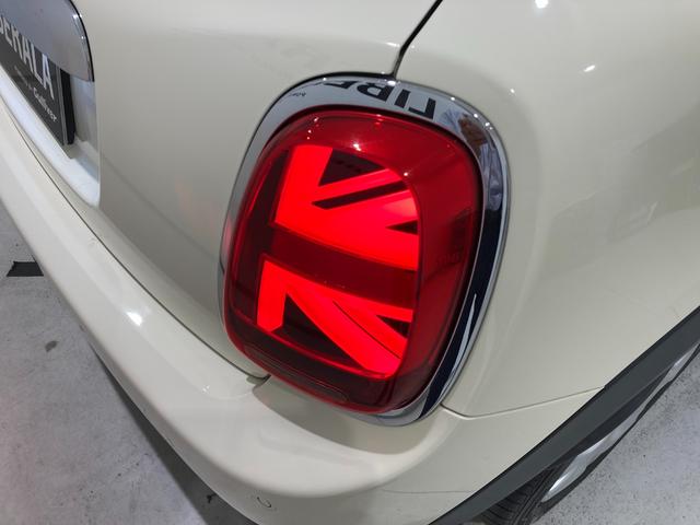 MINI ワン シートヒーター! 純正ナビ バックカメラ コーナーセンサー パーキングアシスト インテリジェントセーフティ ETC 前後ドライブレコーダー 衝突警告 LED ユニオンジャックテールライト スマートキー(59枚目)