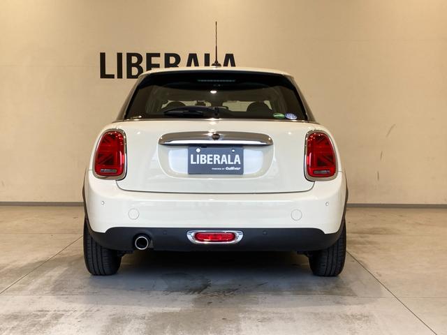 MINI ワン シートヒーター! 純正ナビ バックカメラ コーナーセンサー パーキングアシスト インテリジェントセーフティ ETC 前後ドライブレコーダー 衝突警告 LED ユニオンジャックテールライト スマートキー(80枚目)