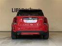 MINI クーパーD クロスオーバー エッセンシャル・トリム ハーフレザーシート 純正HDDナビ CarPlay バックカメラ コーナーセンサー Aクルーズコントロール パワーバックドア ETC2.0 衝突警告 ユニオンジャックテールライト アンビエントライト(5枚目)