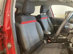 ＬＩＢＥＲＡＬＡは、輸入車選びの新たなスタイルを提案するインポート・セレクト・ブランドです。オーナー様となる方がクルマから直接感じる感性を第一にした、最良の一台との出会いをコーディネートいたします。 7