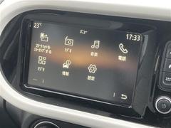 マットブラックにホワイトのＬＩＢＥＲＡＬＡのロゴの建物と看板が目印です。 7