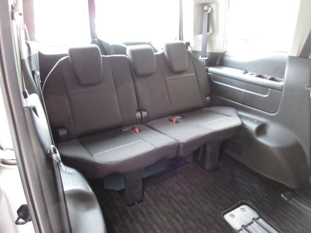 ステップワゴンスパーダ スパーダホンダセンシング　禁煙車　助手席エアバッグ　Ｗパワスラ　地デジ　ＬＥＤライト　横滑り防止システム　オートエアコン　リアカメラ　ドライブレコーダー装着車　ナビ＆ＴＶ　三列シート　アイドリングＳ　ＥＴＣ付　スマ鍵　キーレス（20枚目）