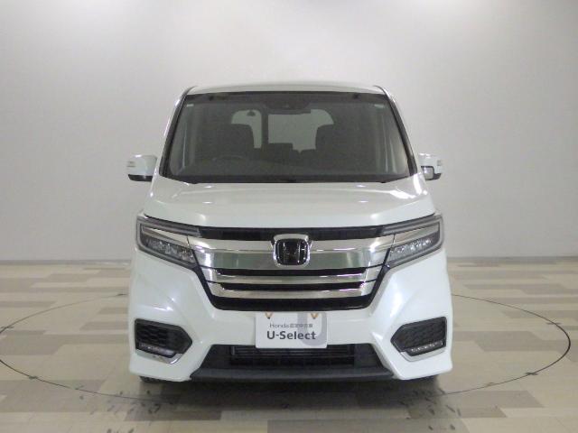 ステップワゴンスパーダ スパーダホンダセンシング　禁煙車　助手席エアバッグ　Ｗパワスラ　地デジ　ＬＥＤライト　横滑り防止システム　オートエアコン　リアカメラ　ドライブレコーダー装着車　ナビ＆ＴＶ　三列シート　アイドリングＳ　ＥＴＣ付　スマ鍵　キーレス（32枚目）