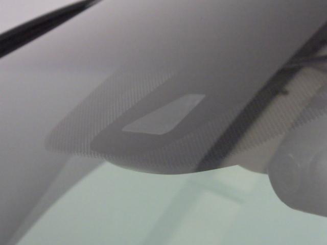 ステップワゴンスパーダ スパーダホンダセンシング　禁煙車　助手席エアバッグ　Ｗパワスラ　地デジ　ＬＥＤライト　横滑り防止システム　オートエアコン　リアカメラ　ドライブレコーダー装着車　ナビ＆ＴＶ　三列シート　アイドリングＳ　ＥＴＣ付　スマ鍵　キーレス（35枚目）