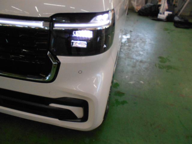 Ｎ－ＢＯＸカスタム コーディネートスタイル　禁煙車　ＬＥＤヘッドライト　ＬＥＤフォグライト　３６０°スーパーＵＶ・ＩＲカットパッケージ　フルオート・エアコンディショナー　リヤ左側パワースライドドア　１４インチアルミホイール　オートクルーズ（22枚目）