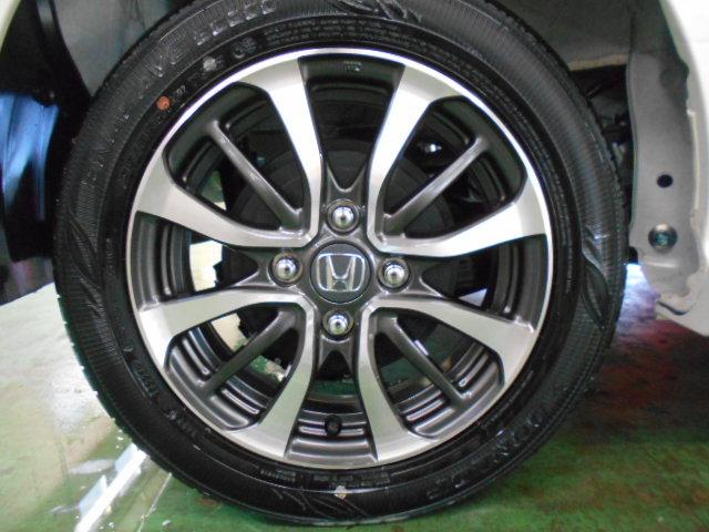 Ｎ－ＢＯＸカスタム コーディネートスタイル　禁煙車　ＬＥＤヘッドライト　ＬＥＤフォグライト　３６０°スーパーＵＶ・ＩＲカットパッケージ　フルオート・エアコンディショナー　リヤ左側パワースライドドア　１４インチアルミホイール　オートクルーズ（23枚目）