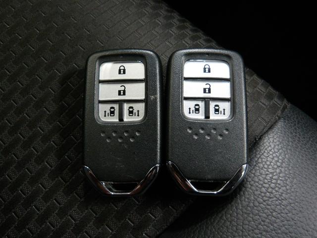 ステップワゴンスパーダ スパーダハイブリッドＧ・ＥＸホンダセンシング　禁煙車　ＥＴＣ　マルチビューカメラシステム　ホンダセンシング　サイドカーテンエアバッグ　サイドエアバッグ　１６インチアルミホイール　ＬＥＤヘッドライト　運転席＆助手席シートヒーター　フルオートエアコン（12枚目）