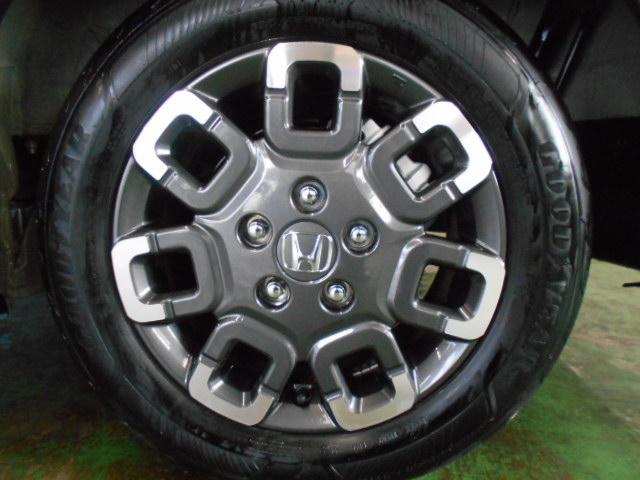 フリード クロスター　禁煙車　ホンダコネクトナビ　ホンダセンシング　ブラインドスポットインフォメーション　運転席＆助手席シートヒーター　１５インチアルミ　ドラレコ　ＥＴＣ　スマートキー　ＥＣＯＮモード　地デジフルセグ（23枚目）