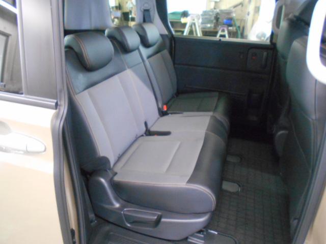 フリード クロスター　禁煙車　ホンダコネクトナビ　ホンダセンシング　ブラインドスポットインフォメーション　運転席＆助手席シートヒーター　１５インチアルミ　ドラレコ　ＥＴＣ　スマートキー　ＥＣＯＮモード　地デジフルセグ（25枚目）