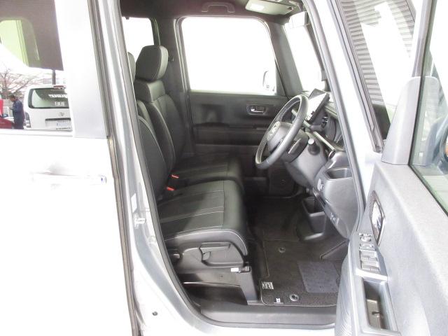 N-BOXカスタム ターボコーディネートスタイル 禁煙車 ホンダセンシング ホンダコネクトナビ 運転席&助手席シートヒーター 左右両側パワースライドドア 両側電動ドア Rカメラ クルコン スマートキ- パワーステアリング ETC VSA セキュリティ(22枚目)
