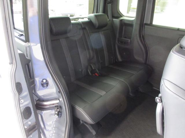 N-BOXカスタム ターボコーディネートスタイル 禁煙車 ホンダセンシング ホンダコネクトナビ 運転席&助手席シートヒーター 左右両側パワースライドドア 両側電動ドア Rカメラ クルコン スマートキ- パワーステアリング ETC VSA セキュリティ(23枚目)
