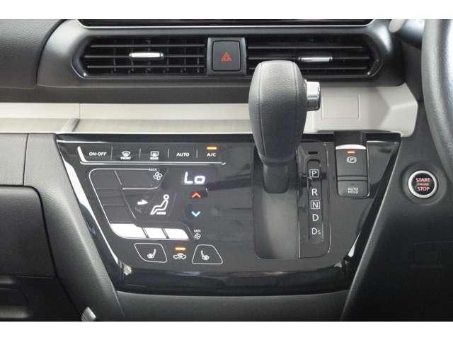 デリカミニ Ｔ　プレミアム　オリジナル９型ナビゲーション（15枚目）