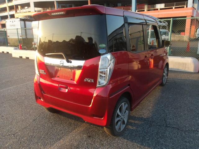 デイズルークス ハイウェイスター　ターボ　左右電動スライドドア　車検２年　エマージャンシーブレーキ　アラウンドビューモニター（6枚目）