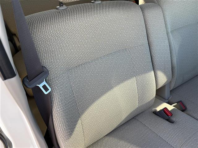 タント Ｌ　ＳＡ　禁煙車　４ＷＤ　冬タイヤ社外アルミ車載　社外ナビ　フルセグＴＶ　Ｂｌｕｅｔｏｏｔｈ　２列目サンシェード　横滑り防止装置　電動格納ミラー　ドアバイザー　フロアマット（28枚目）