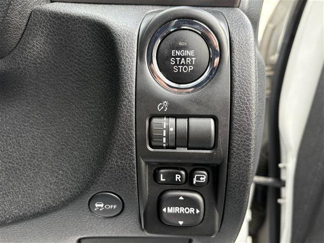 インプレッサ 2.0GT 禁煙車 stiタワーバー クルーズコントロール 運転席パワーシート 横滑り防止装置 スバルプレミアムサウンド1DINオーディオ プッシュスタート フォグライト スペアキー スマートキー(31枚目)