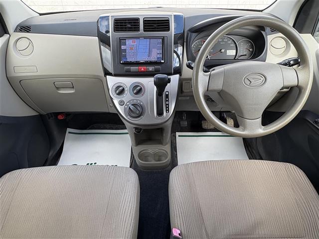 ミラ Ｘリミテッド　ＥＲ　冬タイヤ社外アルミ車載　社外ナビ　フルセグＴＶ　Ｂｌｕｅｔｏｏｔｈ　　動格納ミラー　キーレス　スペアキー　ドアバイザー　フロアマット（2枚目）