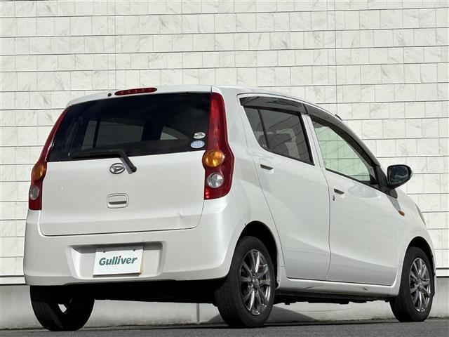 ミラ Ｘリミテッド　ＥＲ　冬タイヤ社外アルミ車載　社外ナビ　フルセグＴＶ　Ｂｌｕｅｔｏｏｔｈ　　動格納ミラー　キーレス　スペアキー　ドアバイザー　フロアマット（12枚目）