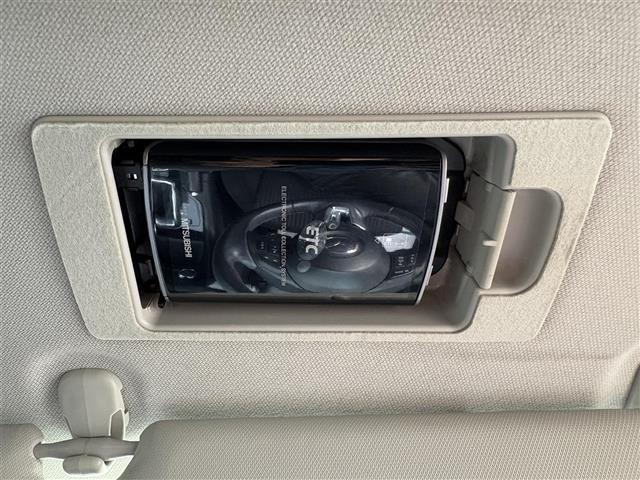 アクセラスポーツ 15S 禁煙車 冬タイヤ社外アルミ車載 前後ドラレコ ETC ブラインドスポットモニター クルーズコントロール 純正ナビ フルセグTV Bluetooth バックカメラ オートライト(6枚目)