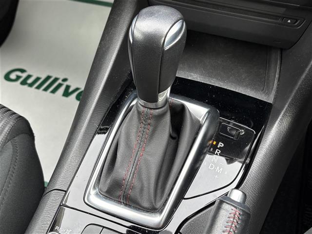 アクセラスポーツ 15S 禁煙車 冬タイヤ社外アルミ車載 前後ドラレコ ETC ブラインドスポットモニター クルーズコントロール 純正ナビ フルセグTV Bluetooth バックカメラ オートライト(31枚目)