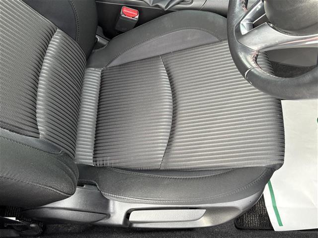 アクセラスポーツ 15S 禁煙車 冬タイヤ社外アルミ車載 前後ドラレコ ETC ブラインドスポットモニター クルーズコントロール 純正ナビ フルセグTV Bluetooth バックカメラ オートライト(35枚目)