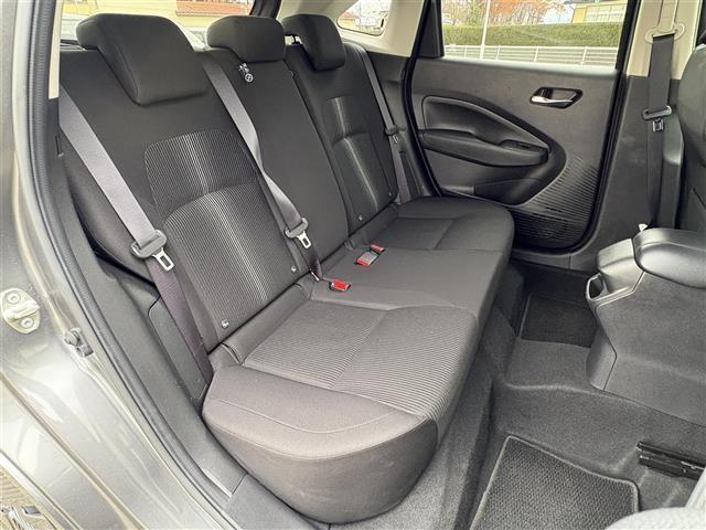 下取り車両のご相談も当社ガリバーにお任せください！！ガラスコーティング、ナビゲーション、ＥＴＣ、その他のパーツの取り付けお見積もりのご相談も承っております！！