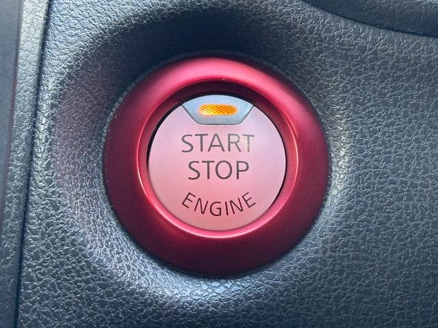 ノート ニスモ　禁煙車　専用ステアリング　純正ナビ　フルセグＴＶ　Ｂｌｕｅｔｏｏｔｈ　ＬＥＤヘッドライト　ＬＥＤフォグライト　リアフォグ　プッシュスタート　電動格納ミラー　シガーソケット（34枚目）