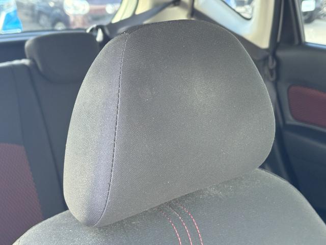 ノート ニスモ　禁煙車　専用ステアリング　純正ナビ　フルセグＴＶ　Ｂｌｕｅｔｏｏｔｈ　ＬＥＤヘッドライト　ＬＥＤフォグライト　リアフォグ　プッシュスタート　電動格納ミラー　シガーソケット（37枚目）