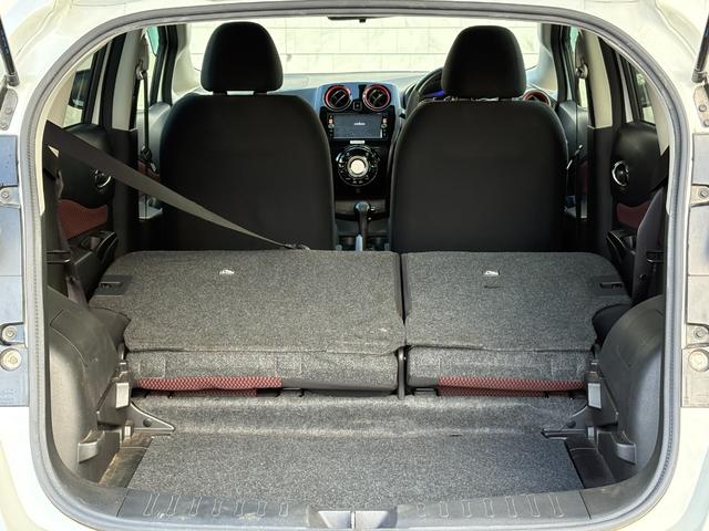 ノート ニスモ　禁煙車　専用ステアリング　純正ナビ　フルセグＴＶ　Ｂｌｕｅｔｏｏｔｈ　ＬＥＤヘッドライト　ＬＥＤフォグライト　リアフォグ　プッシュスタート　電動格納ミラー　シガーソケット（40枚目）