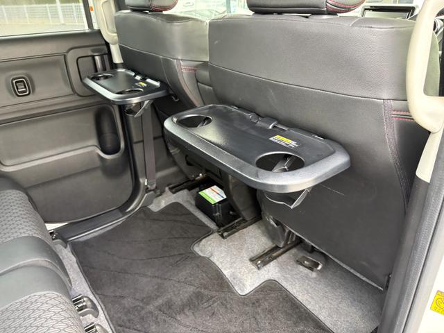 スペーシアカスタム ハイブリッドXSターボ 全方位カメラ 両側電動ドア 純正8インチナビ ヘッドアップディスプレイ ハーフレザー 2列目サンシェード LEDヘッドライト LEDフォグライト フルセグTV Bluetooth クルーズコントロール(6枚目)