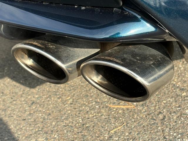 ハリアーハイブリッド プレミアム　アドバンスドパッケージ　禁煙車　モデリスタエアロ　５ＺＩＧＥＮマフラー　ＴＡＮＡＢＥ車高調　ＴＷＳ２０インチホイール　クスコタワーバー　クスコフロアパワーブレース　レザーシート　全方位カメラ　シートヒーター　ＡＣ１００Ｖ（16枚目）