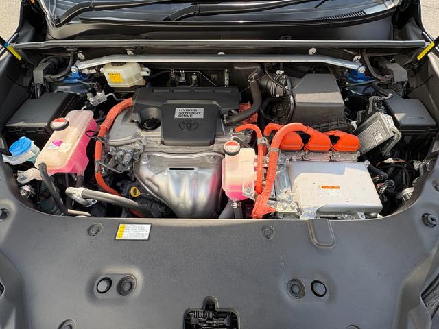 ハリアーハイブリッド プレミアム　アドバンスドパッケージ　禁煙車　モデリスタエアロ　５ＺＩＧＥＮマフラー　ＴＡＮＡＢＥ車高調　ＴＷＳ２０インチホイール　クスコタワーバー　クスコフロアパワーブレース　レザーシート　全方位カメラ　シートヒーター　ＡＣ１００Ｖ（24枚目）