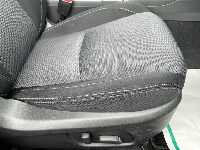 レヴォーグ １．６ＧＴアイサイト　スマートエディション　禁煙車　純正オプション８インチナビ　フルセグＴＶ　Ｂｌｕｅｔｏｏｔｈ　バックカメラ　レーンアシスト　衝突軽減ブレーキ　横滑り防止装置　コーナーセンサー　追従型クルーズコントロール　前席シートヒーター（44枚目）