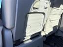 Ｌ　ＳＡ　禁煙車　４ＷＤ　冬タイヤ社外アルミ車載　社外ナビ　フルセグＴＶ　Ｂｌｕｅｔｏｏｔｈ　２列目サンシェード　横滑り防止装置　電動格納ミラー　ドアバイザー　フロアマット（36枚目）