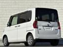 Ｌ　ＳＡ　禁煙車　４ＷＤ　冬タイヤ社外アルミ車載　社外ナビ　フルセグＴＶ　Ｂｌｕｅｔｏｏｔｈ　２列目サンシェード　横滑り防止装置　電動格納ミラー　ドアバイザー　フロアマット（43枚目）