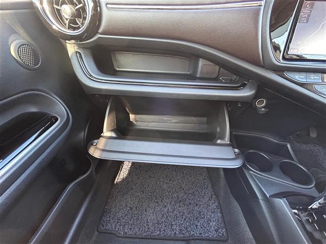 アクア G ナビNSZT-W64 バックカメラ ドラレコ BT フルセグ シートヒーター ステアリングスイッチ ETC クルコン オートライト HID フォグライト スマートキー プッシュスタート(9枚目)