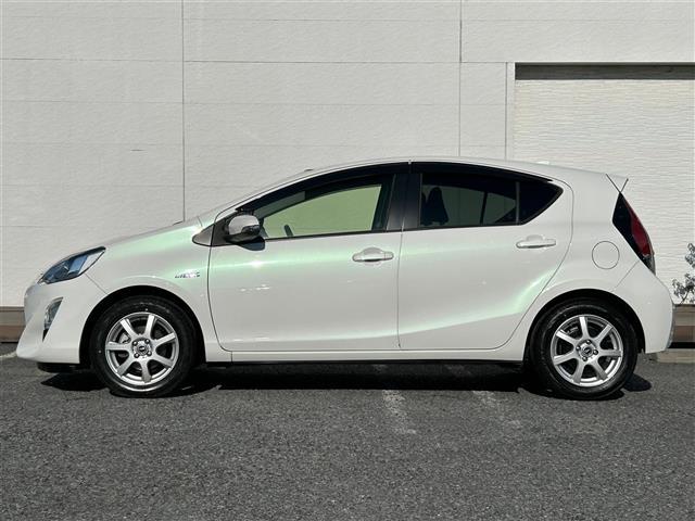 アクア G ナビNSZT-W64 バックカメラ ドラレコ BT フルセグ シートヒーター ステアリングスイッチ ETC クルコン オートライト HID フォグライト スマートキー プッシュスタート(22枚目)