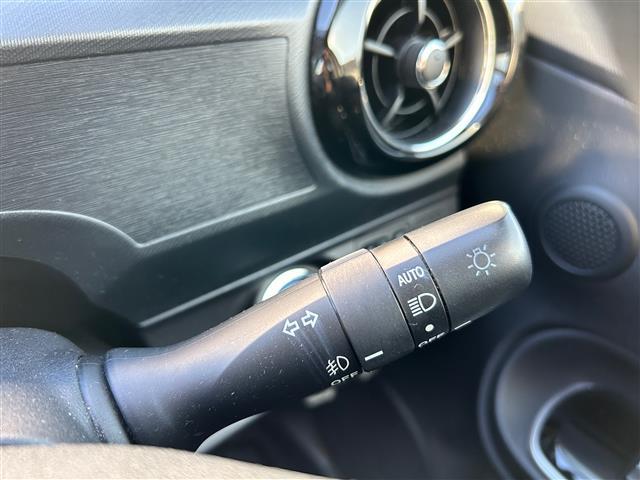 アクア G ナビNSZT-W64 バックカメラ ドラレコ BT フルセグ シートヒーター ステアリングスイッチ ETC クルコン オートライト HID フォグライト スマートキー プッシュスタート(31枚目)