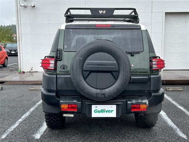 ＦＪクルーザー ベースグレード　ツートンカラー　Ｍ／Ｔタイヤ　ルーフラック　サイドステップ　社外１７ＡＷ　４ＷＤ　背面タイヤ　ナビ　ＮＳＺＴ－Ｗ６２Ｇ　バックカメラ　ＣＤ　ＤＶＤ　Ｂｔ　ＥＴＣ　ドラレコ　マット　バイザー　キーレス（43枚目）