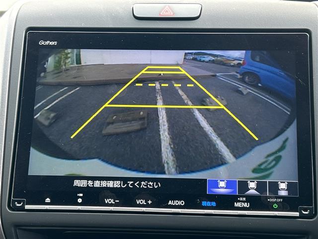 フリードハイブリッド ハイブリッド・Ｇホンダセンシング　９型ナビＶＸＭ－２０７ＶＦＮｉ　バックカメラ　両側パワースライドドア　ドラレコ　ＥＴＣ　レーダークルーズ　ＢＴ　フルセグ　ＨＤＭＩ　シートヒーター　ＵＳＢ　ホンダセンシング　ＬＥＤライト　オートライト（4枚目）