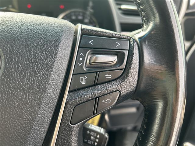 ヴェルファイア ２．５Ｖ　アルパイン１１型ナビＥＶ１１Ｚ　アルパインフリップダウンモニター　バックカメラ　両側電動スライドドア　電動バックドア　ウッド調コンビハンドル　ＥＴＣ　ドラレコ　前後センサー　エアロ　純正１７インチＡＷ（5枚目）