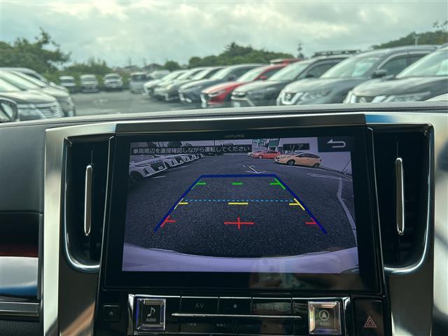 ヴェルファイア ２．５Ｖ　アルパイン１１型ナビＥＶ１１Ｚ　アルパインフリップダウンモニター　バックカメラ　両側電動スライドドア　電動バックドア　ウッド調コンビハンドル　ＥＴＣ　ドラレコ　前後センサー　エアロ　純正１７インチＡＷ（16枚目）