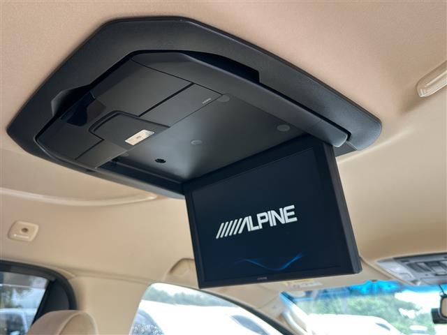 ヴェルファイア ２．５Ｖ　アルパイン１１型ナビＥＶ１１Ｚ　アルパインフリップダウンモニター　バックカメラ　両側電動スライドドア　電動バックドア　ウッド調コンビハンドル　ＥＴＣ　ドラレコ　前後センサー　エアロ　純正１７インチＡＷ（26枚目）