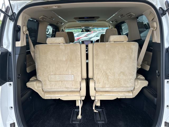 ヴェルファイア ２．５Ｖ　アルパイン１１型ナビＥＶ１１Ｚ　アルパインフリップダウンモニター　バックカメラ　両側電動スライドドア　電動バックドア　ウッド調コンビハンドル　ＥＴＣ　ドラレコ　前後センサー　エアロ　純正１７インチＡＷ（29枚目）