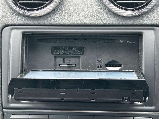 A3 スポーツバック1.4TFSI ナビAVIC-ZH08 黒革シート シートヒーター ETC フルセグTV BT DVD フロアマット キーレス 横滑り防止 バックセンサー キセノンライト オートライト 16インチブラックAW(4枚目)