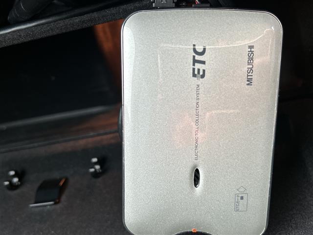 A3 スポーツバック1.4TFSI ナビAVIC-ZH08 黒革シート シートヒーター ETC フルセグTV BT DVD フロアマット キーレス 横滑り防止 バックセンサー キセノンライト オートライト 16インチブラックAW(7枚目)