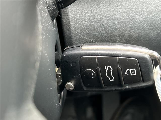 A3 スポーツバック1.4TFSI ナビAVIC-ZH08 黒革シート シートヒーター ETC フルセグTV BT DVD フロアマット キーレス 横滑り防止 バックセンサー キセノンライト オートライト 16インチブラックAW(11枚目)